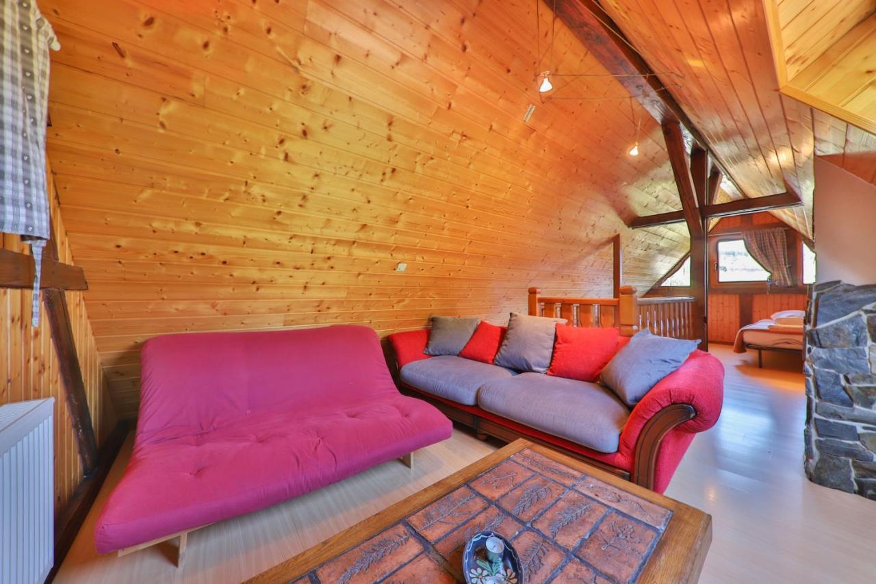 Spacieux Et Confortables Gites A Proximite Randonnees, Lacs, Ski Nature Sondernach 外观 照片